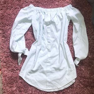 Never worn! Off shoulder dress with tie sleeves